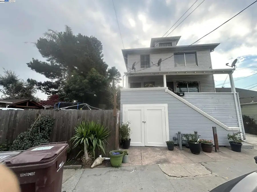 9953 Dante Ave, Oakland, CA 94603 - Image #2