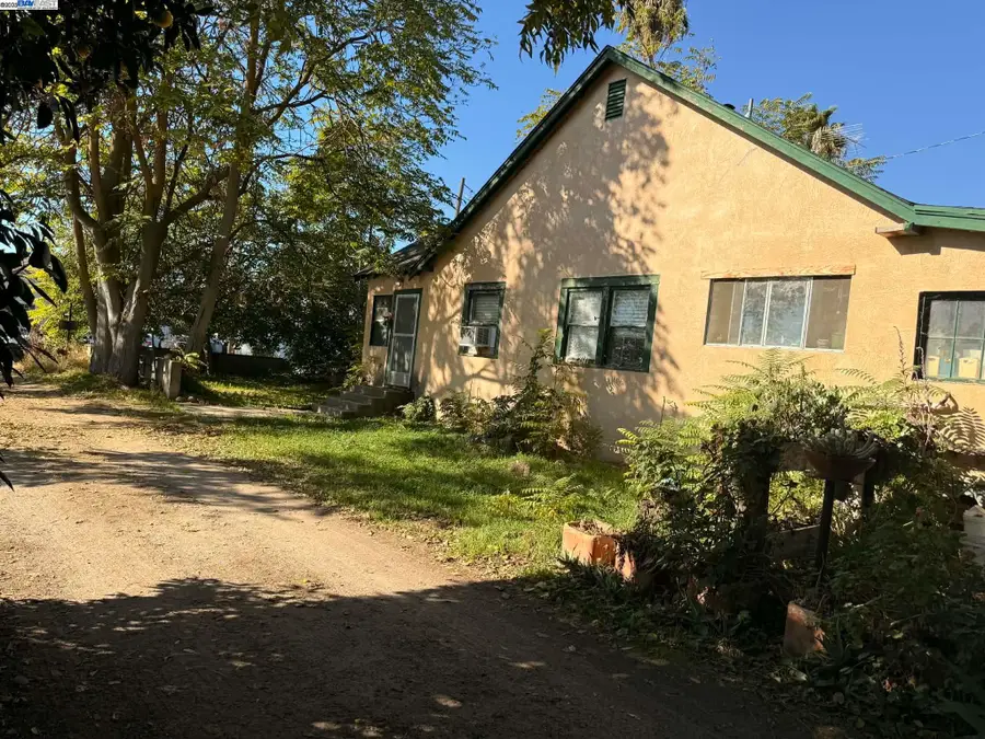 124/130/136 Yosemite Meadows Dr, Modesto, CA 95357 - #2