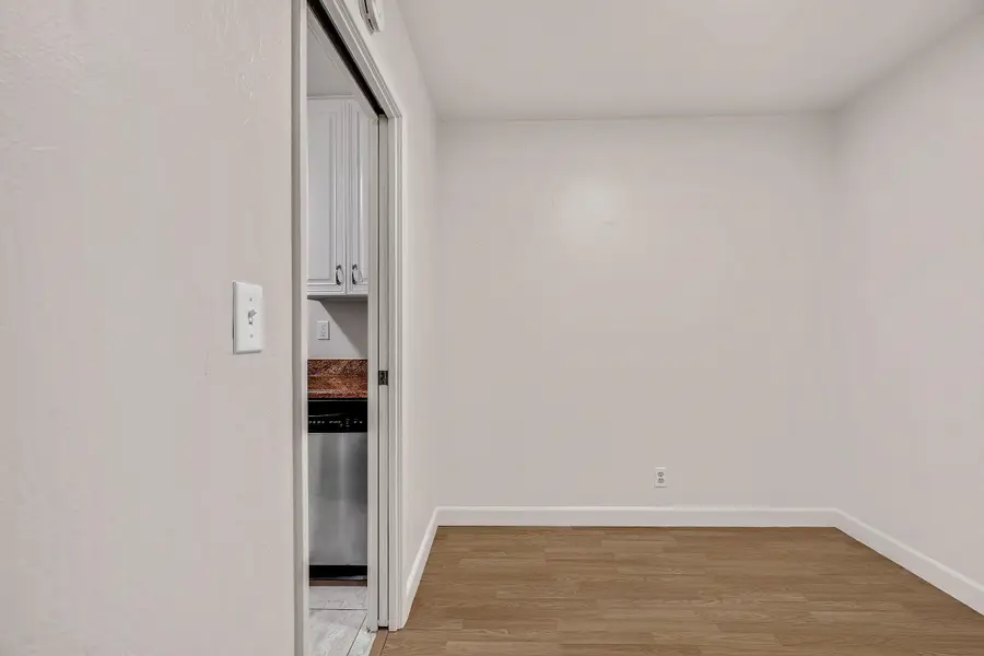 771 Kingston Ave #104, Oakland, CA 94611 - Image #2