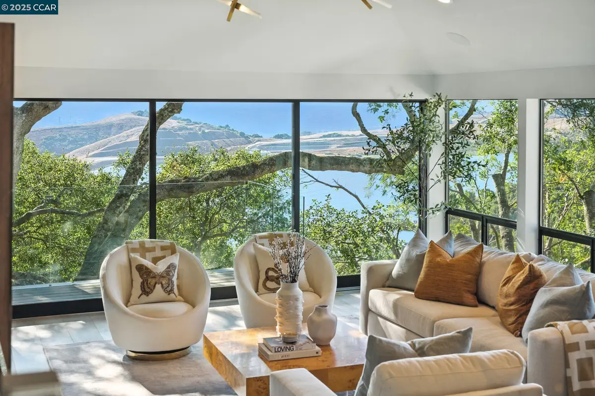 121 Tappan Ln, Orinda, CA 94563 - Image #1