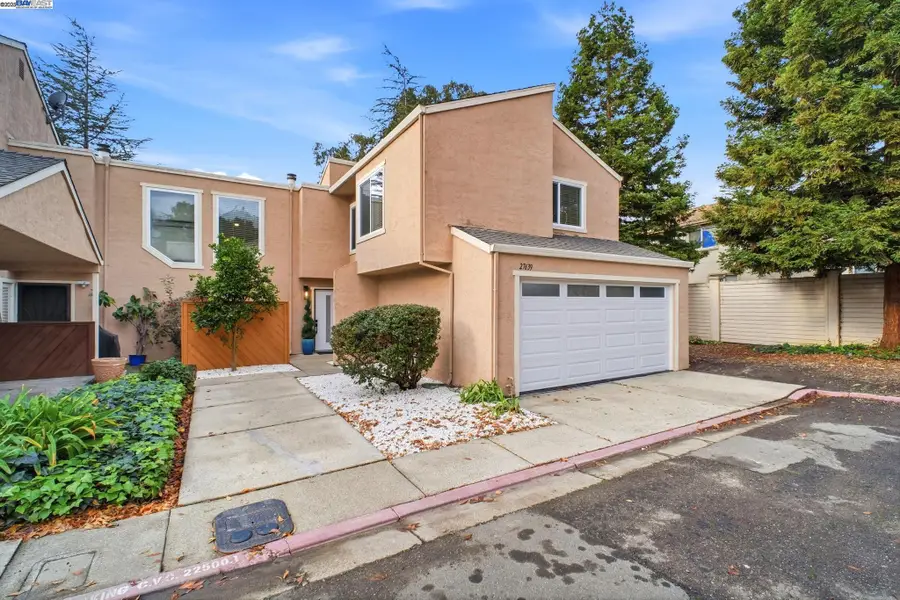 27639 Eucalyptus Court, Hayward, CA 94544 - Image #2
