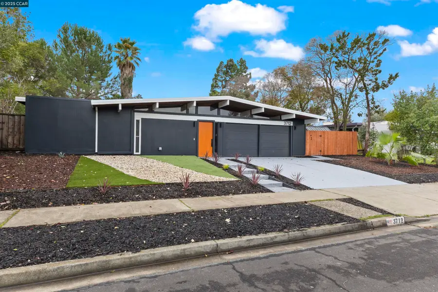 3712 Barrington Dr, Concord, CA 94518 - Image #3