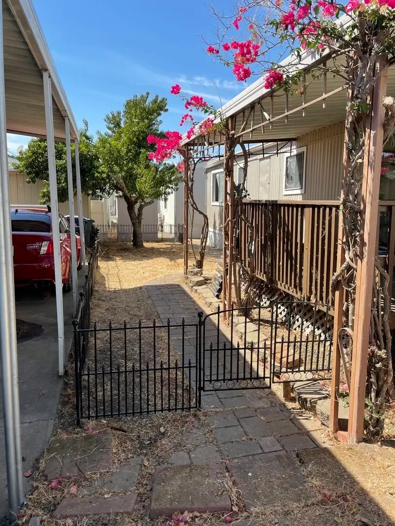 6217 Plymouth Rock Ln,, Citrus Heights, CA 95621 - #1