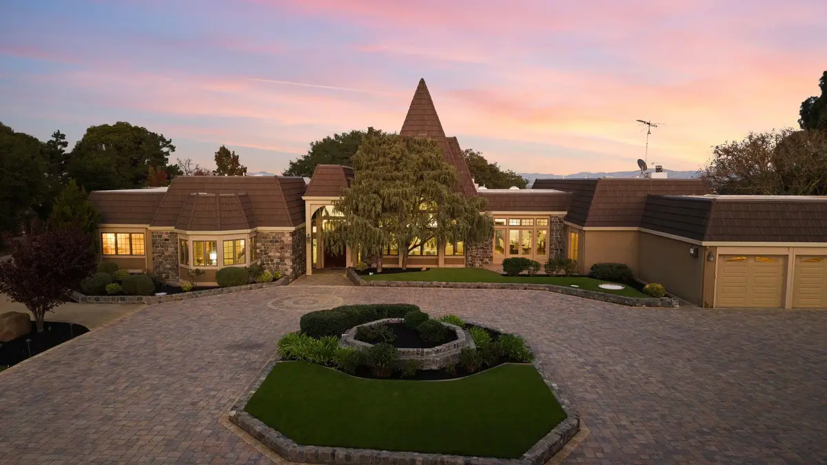 10633 Dublin Canyon Rd, Pleasanton, CA 94588 - Image #1