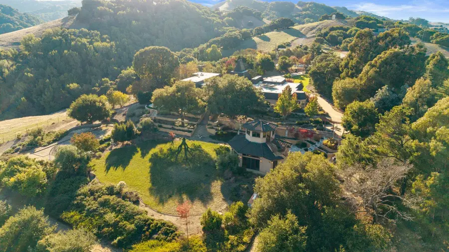 10633 Dublin Canyon Rd, Pleasanton, CA 94588 - Image #2