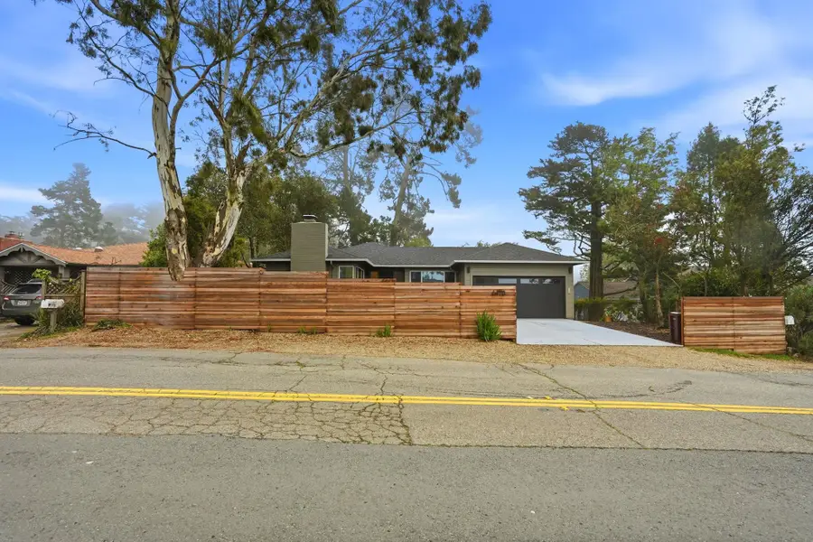 6470 Ascot Dr, Oakland, CA 94611 - Image #2