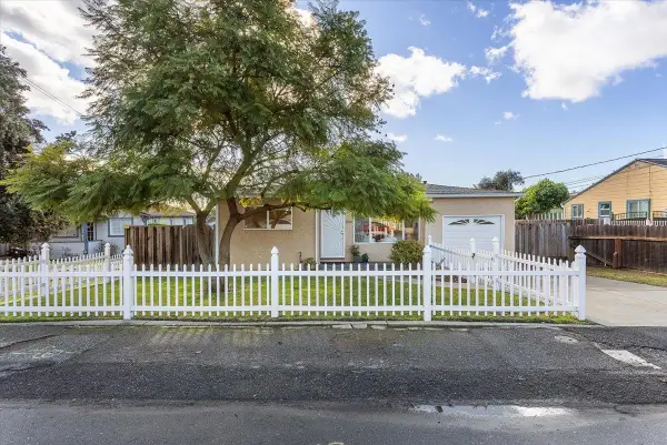 3975 Wilson Ave, Castro Valley, CA 94546