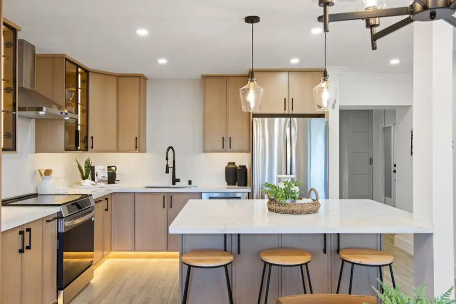 2772 Tice Creek Dr #4, Walnut Creek, CA 94595 - Image #2