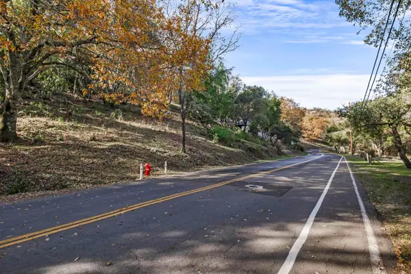 78 Circle Oaks Drive, Napa, CA 94558