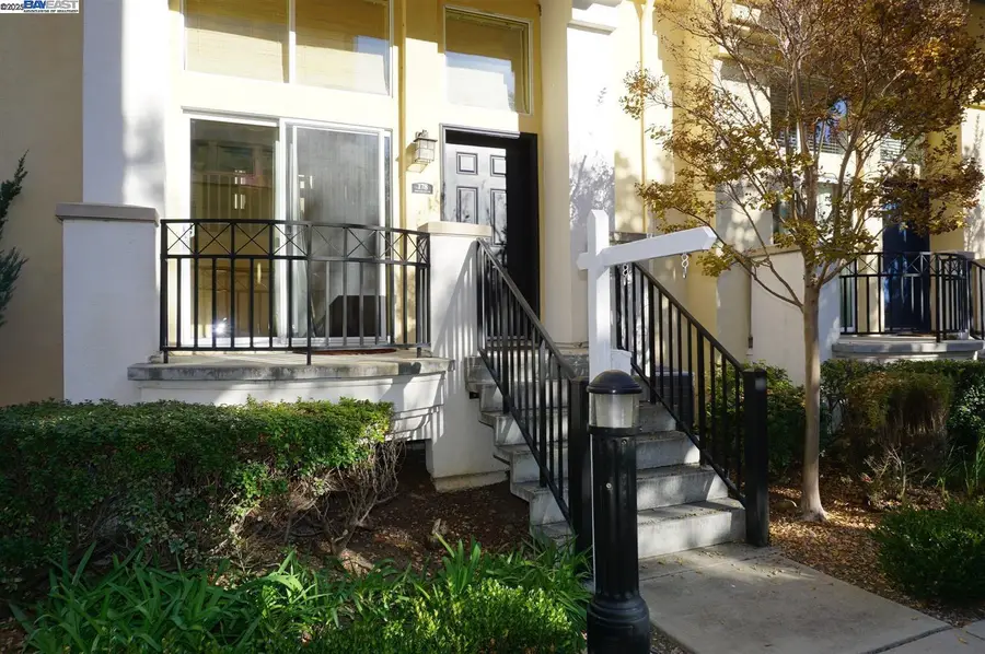 178 Stockwell Dr, Mountain View, CA 94043 - Image #2