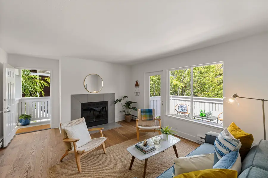 166 Bayside Ct, Richmond, CA 94804 - Image #2