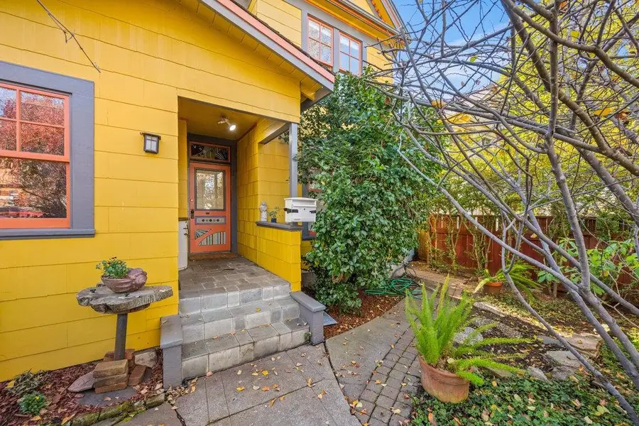 1726 Parker St #2, Berkeley, CA 94703 - Image #3