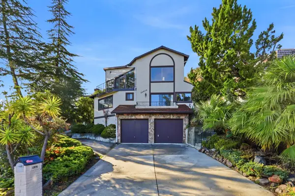 22670 San Juan Rd, Cupertino, CA 95014