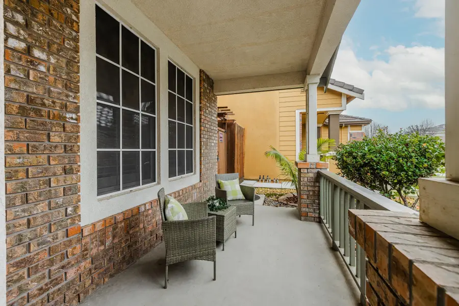 232 Kelley Mist Ln, Tracy, CA 95377 - Image #3