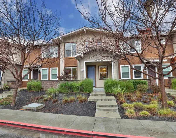 2574 Alvin St, Mountain View, CA 94043