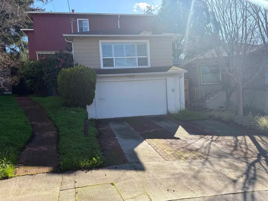 4498 Hyacinth, Oakland, CA 94619 - Image #2