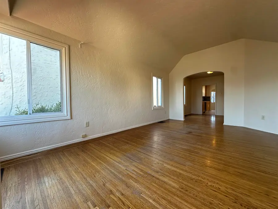 525 28th, Richmond, CA 94804 - Image #3