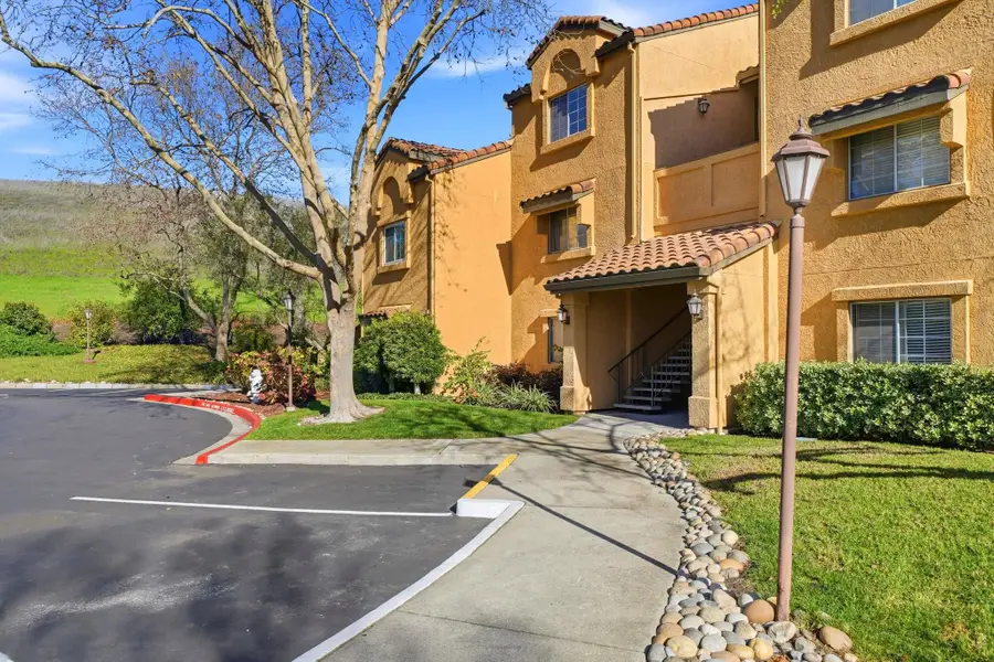 490 Bollinger Canyon Ln #367, San Ramon, CA 94582 - Image #3