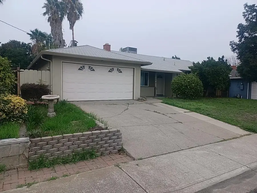 2004 Biglow Dr, Antioch, CA 94509 - Image #3