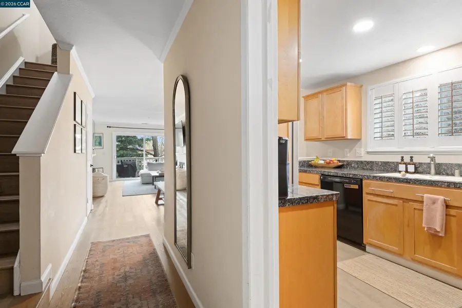 2721 Oak Rd #L, Walnut Creek, CA 94597 - Image #3