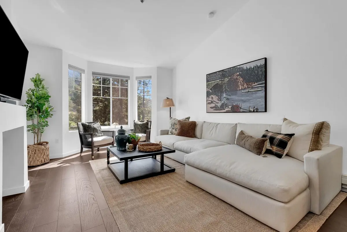 180 Caldecott #314, Oakland, CA 94618 - Image #1