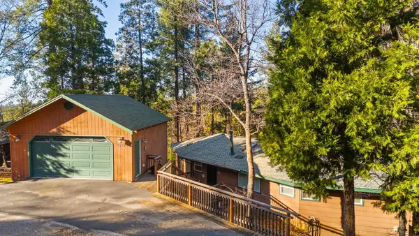 24248 Martingale Ln, Sonora, CA 95370