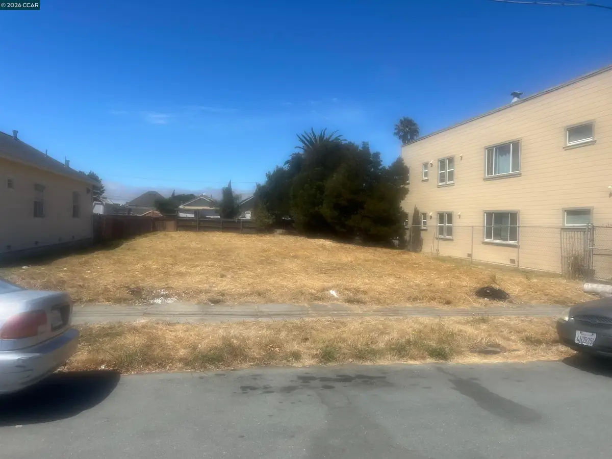 549 6th St, Richmond, CA 94801 - #1