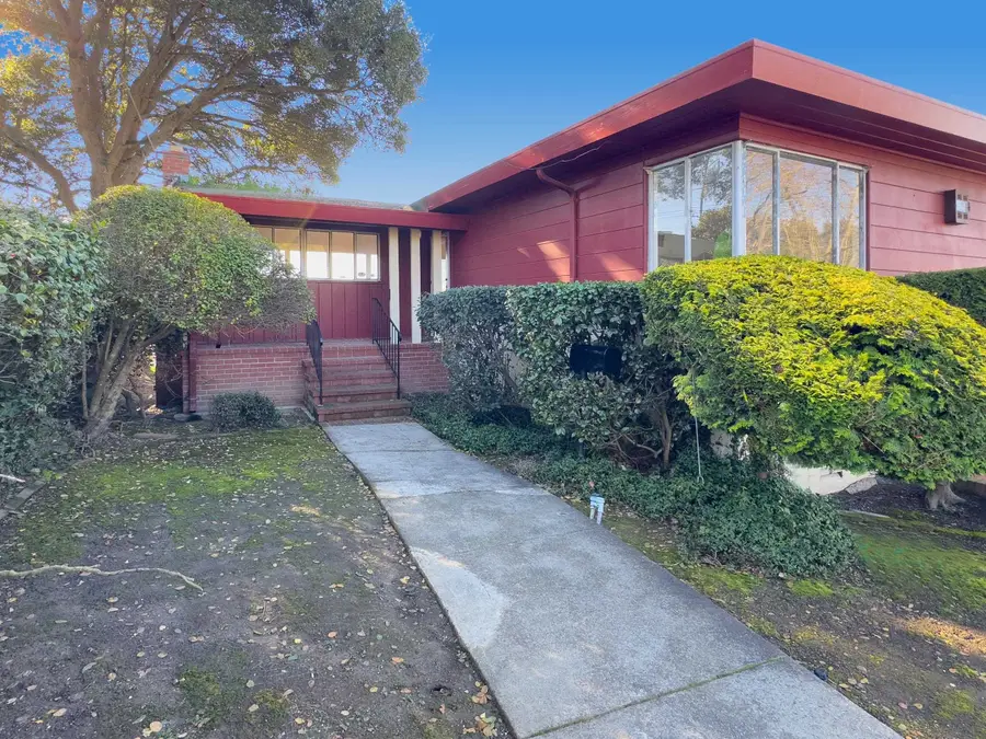 8530 Terrace Dr, El Cerrito, CA 94530 - Image #2