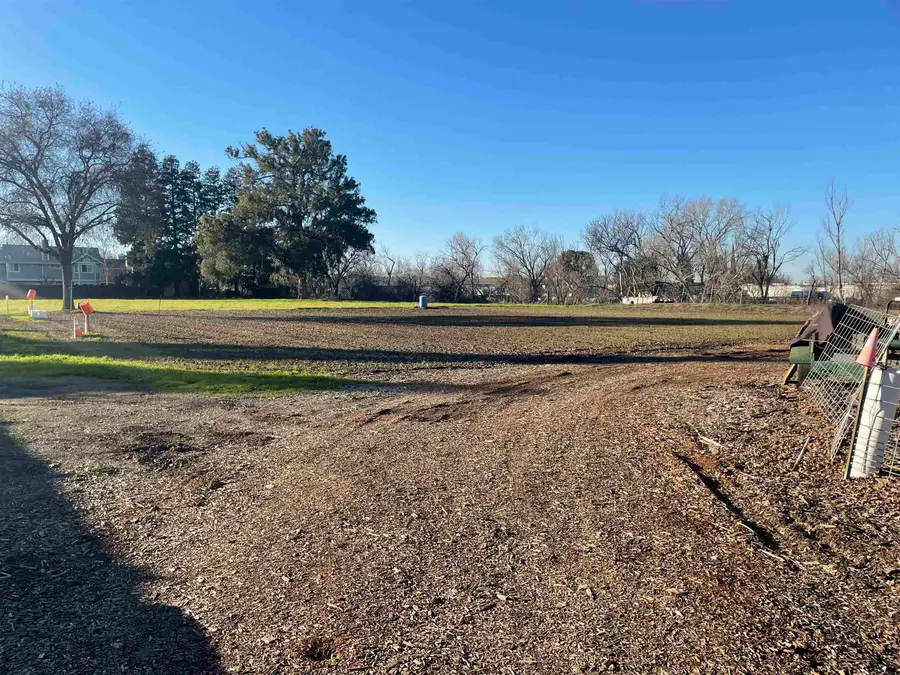 327 Linden Way, Pleasanton, CA 94566 - Image #2