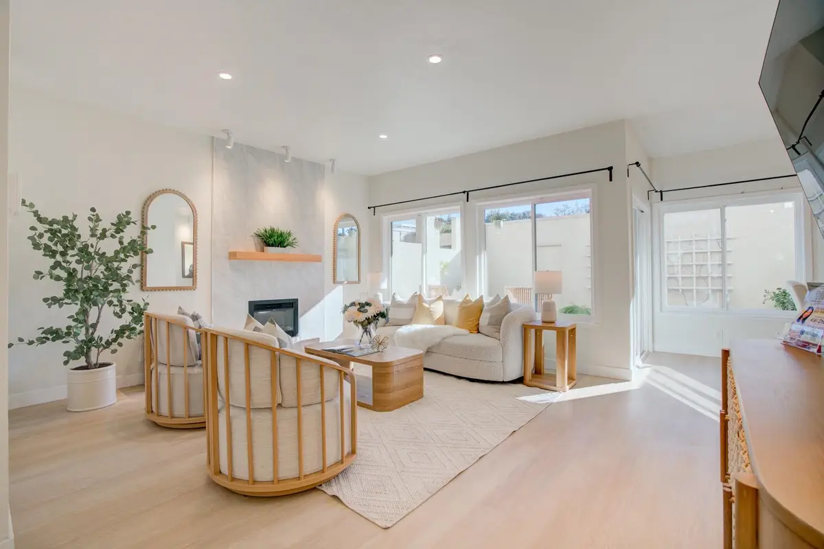 2271 Armada Way, San Mateo, CA 94404 - Image #1