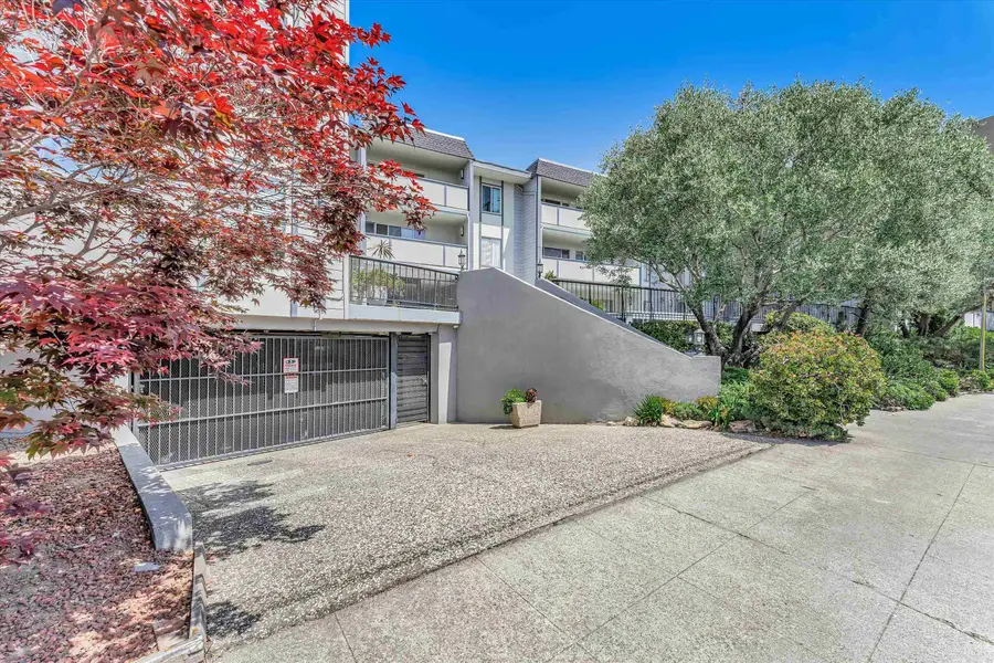 567 Oakland Ave #104, Oakland, CA 94611 - #2