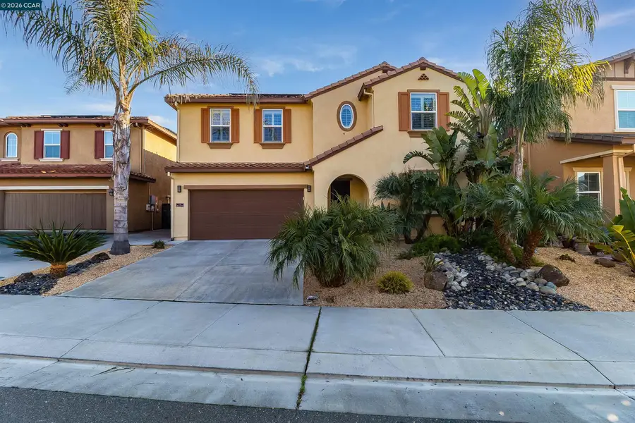 515 W Cherry St, Dixon, CA 95620 - Image #3