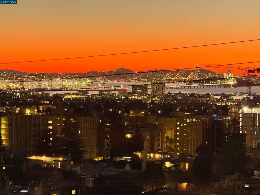 2 Panoramic Way #304, Berkeley, CA 94704 - Image #2