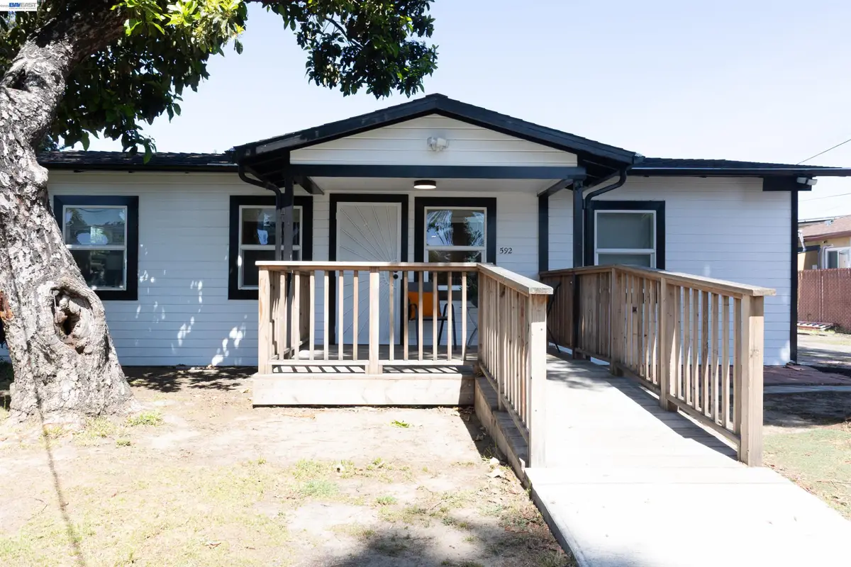 592 Willow Ave, Hayward, CA 94541 - #1