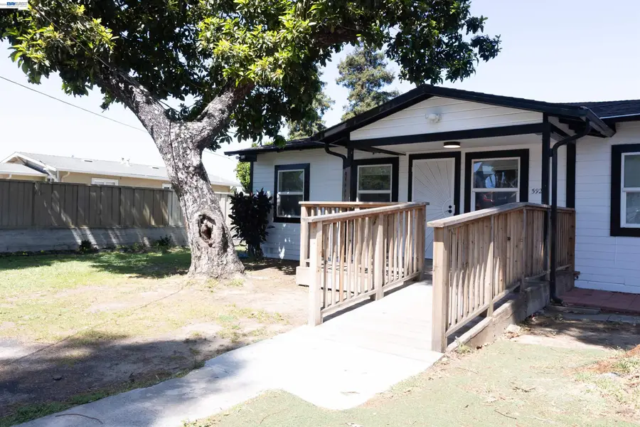 592 Willow Ave, Hayward, CA 94541 - #3