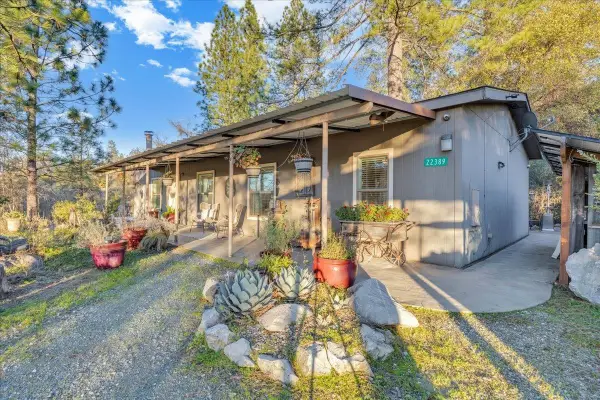 22389 Parrotts Ferry Rd, Sonora, CA 95370