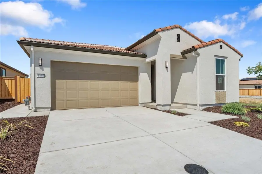 3167 Woody Way, Hollister, CA 95023 - #2