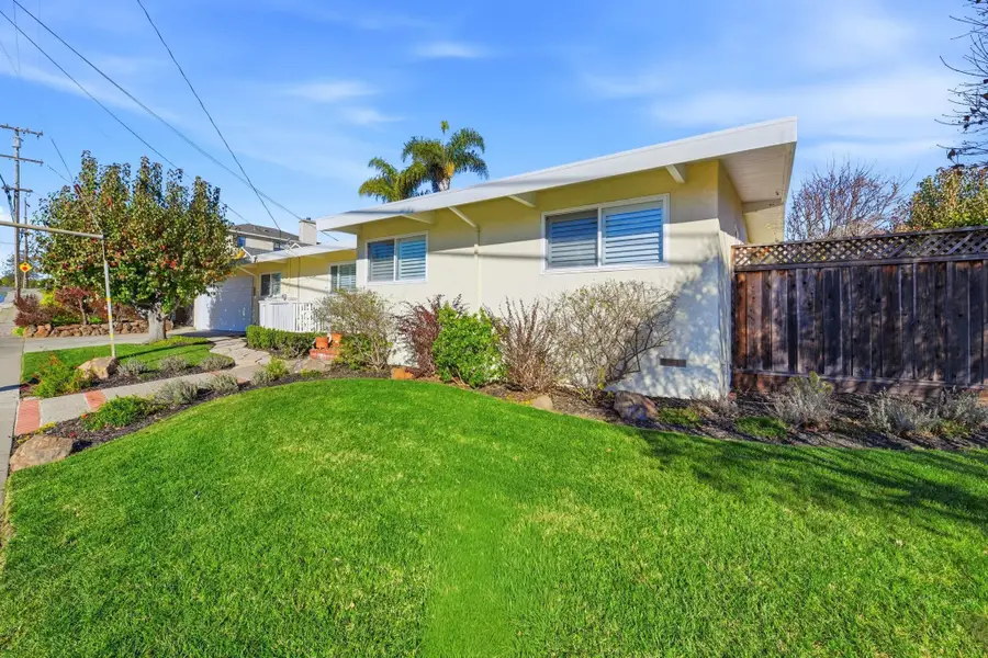 3864 Wilson Ave, Castro Valley, CA 94546 - Image #2