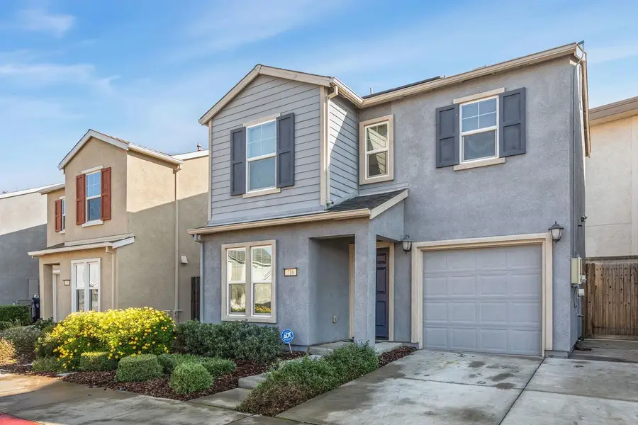 710 Ashwick Loop, Sacramento, CA 95823 - Image #2