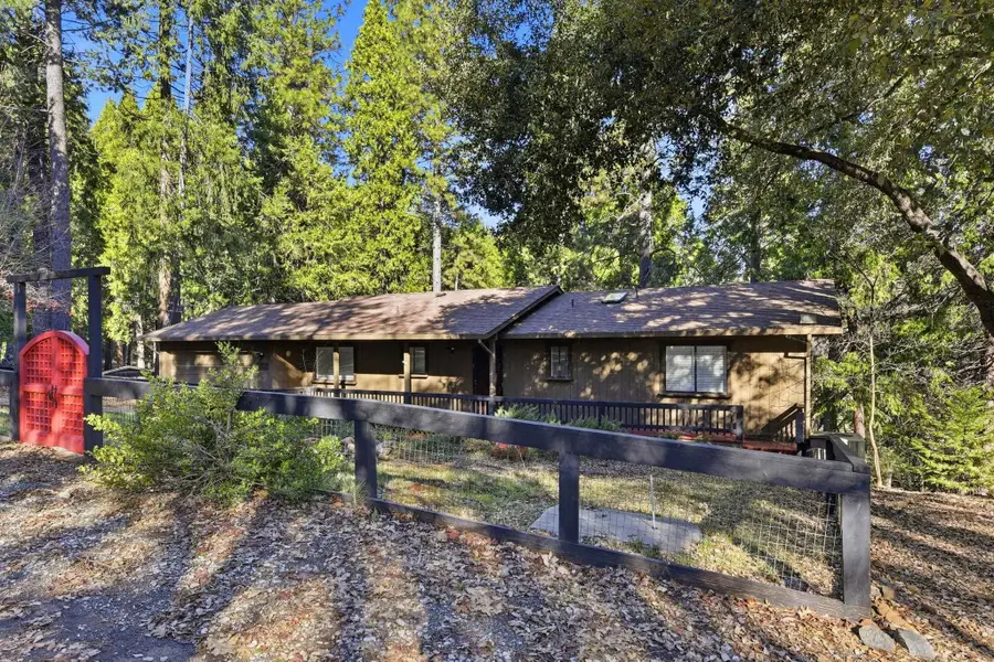 27701 Evelyn Ct, Pioneer, CA 95666 - Image #3