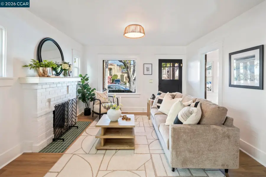 918 Pomona Ave, Albany, CA 94706 - Image #2