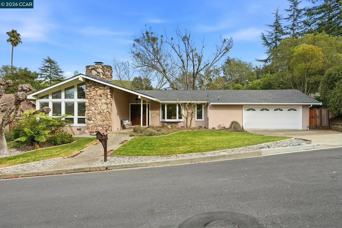 491 Butterfield Pl, Moraga, CA 94556 - Image #1