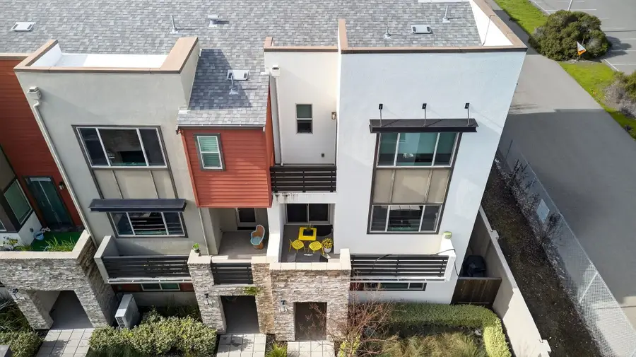 5521 Gracen Way, Dublin, CA 94568 - Image #2