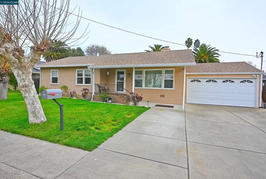 1013 Pleasant Valley Dr, Pleasant Hill, CA 94523 - Image #2