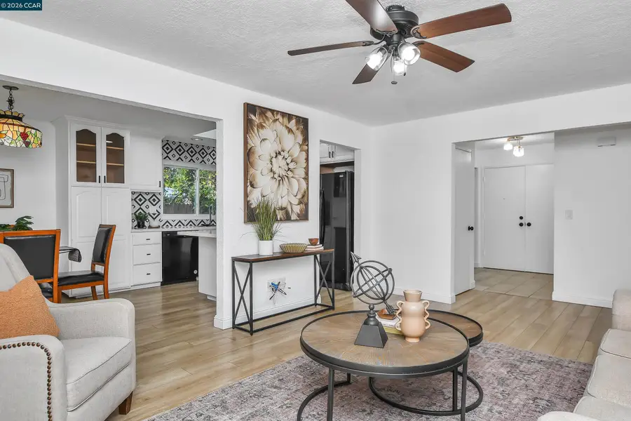 4126 Camelot Ct, Pittsburg, CA 94565 - Image #3