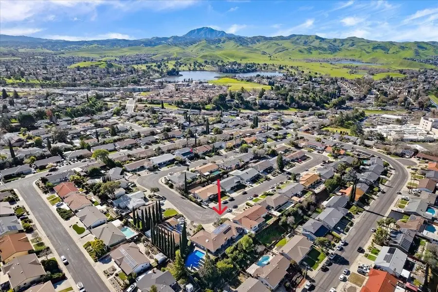 224 Cobblestone Dr, Antioch, CA 94509 - #2