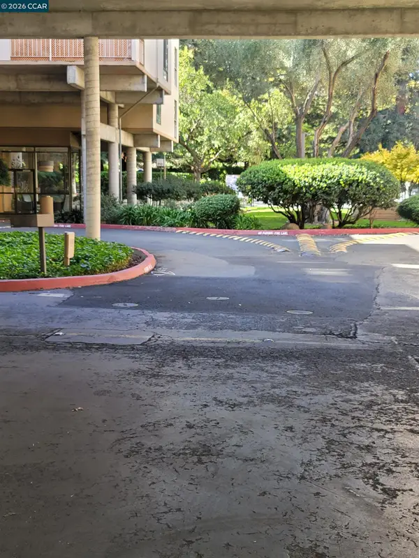 310 N Civic Dr. #315, Walnut Creek, CA 94597