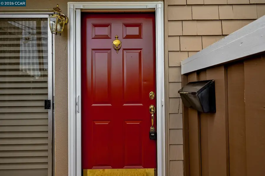 1218 Hookston Rd, Concord, CA 94518 - Image #2