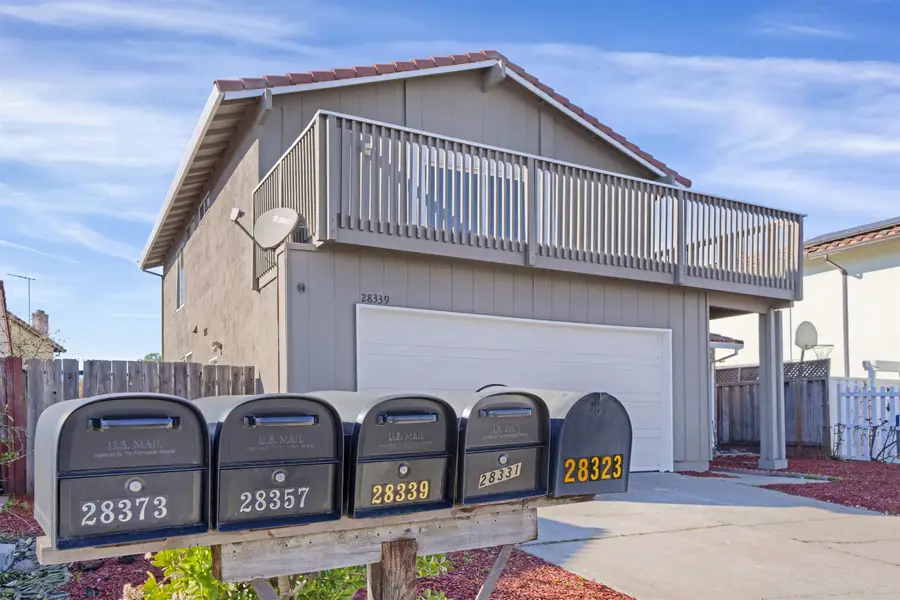 28339 Cabrini Dr, Hayward, CA 94545 - Image #2