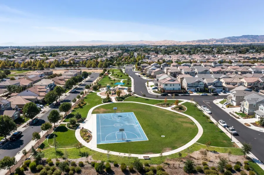 209 Brush Creek Dr, Brentwood, CA 94513 - Image #3